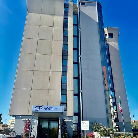 Hotell Gp 4*