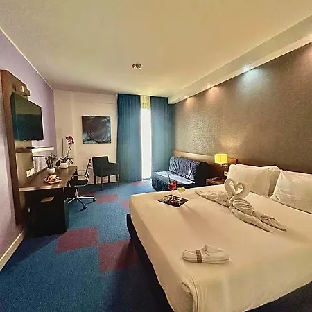 Gp Hotel